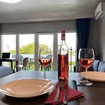 شقة Danube View With Terrace *