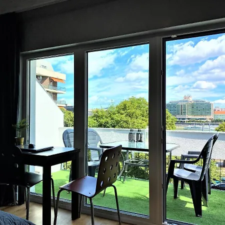 Danube View Artapartment With Balcony * Budapest
